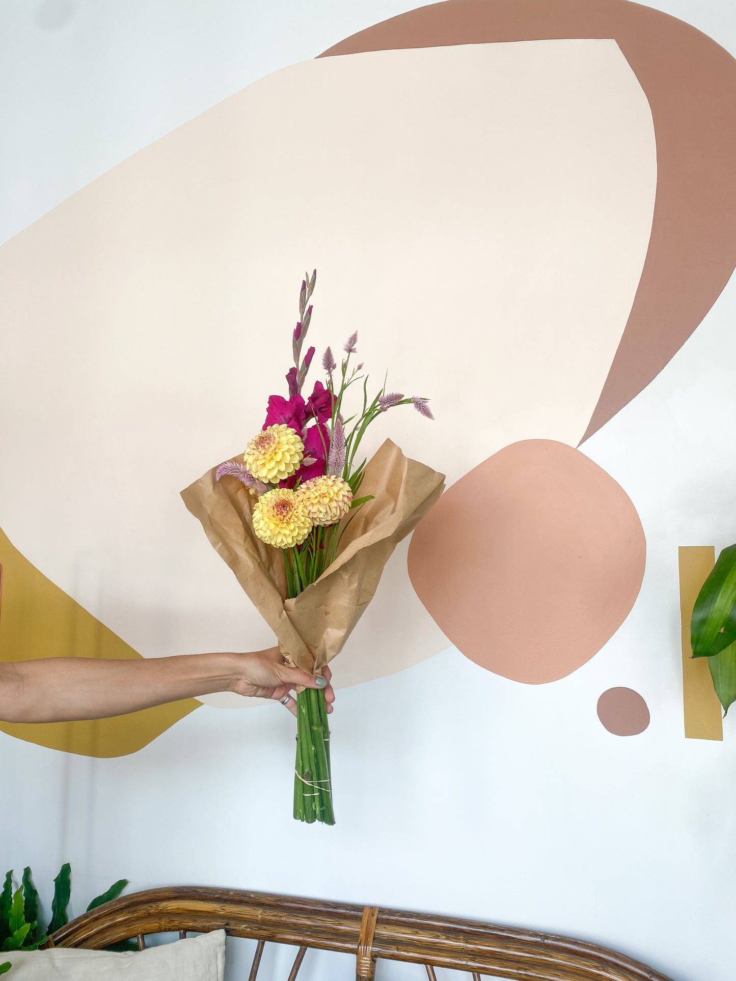 Bouquet mixte de fleurs locales