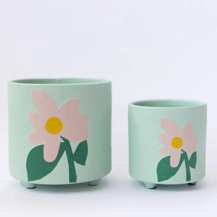 Cache-pot en terre cuite - fleur rose - Alma Plantes