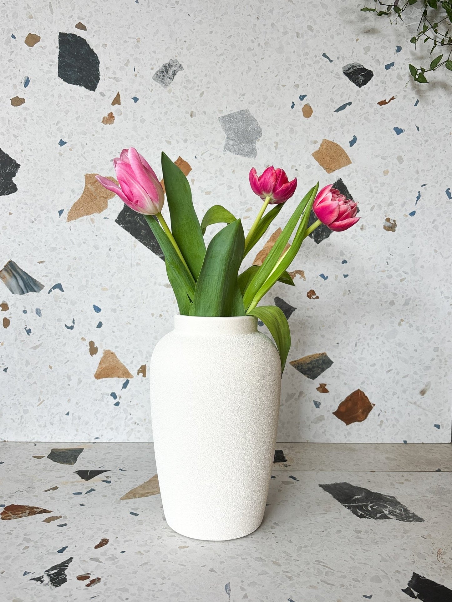 Vase texturé en céramique - crème - Alma Plantes