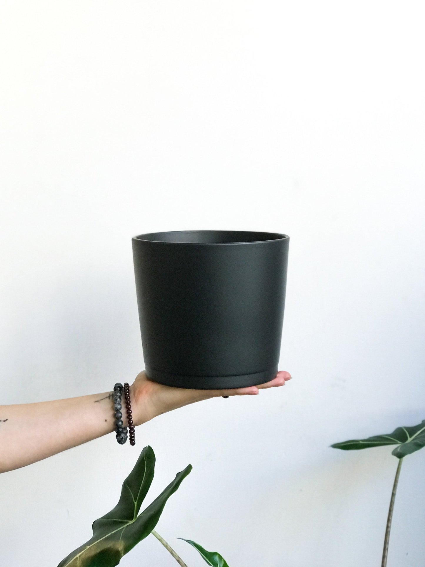 Cache pot anthracite - Alma Plantes