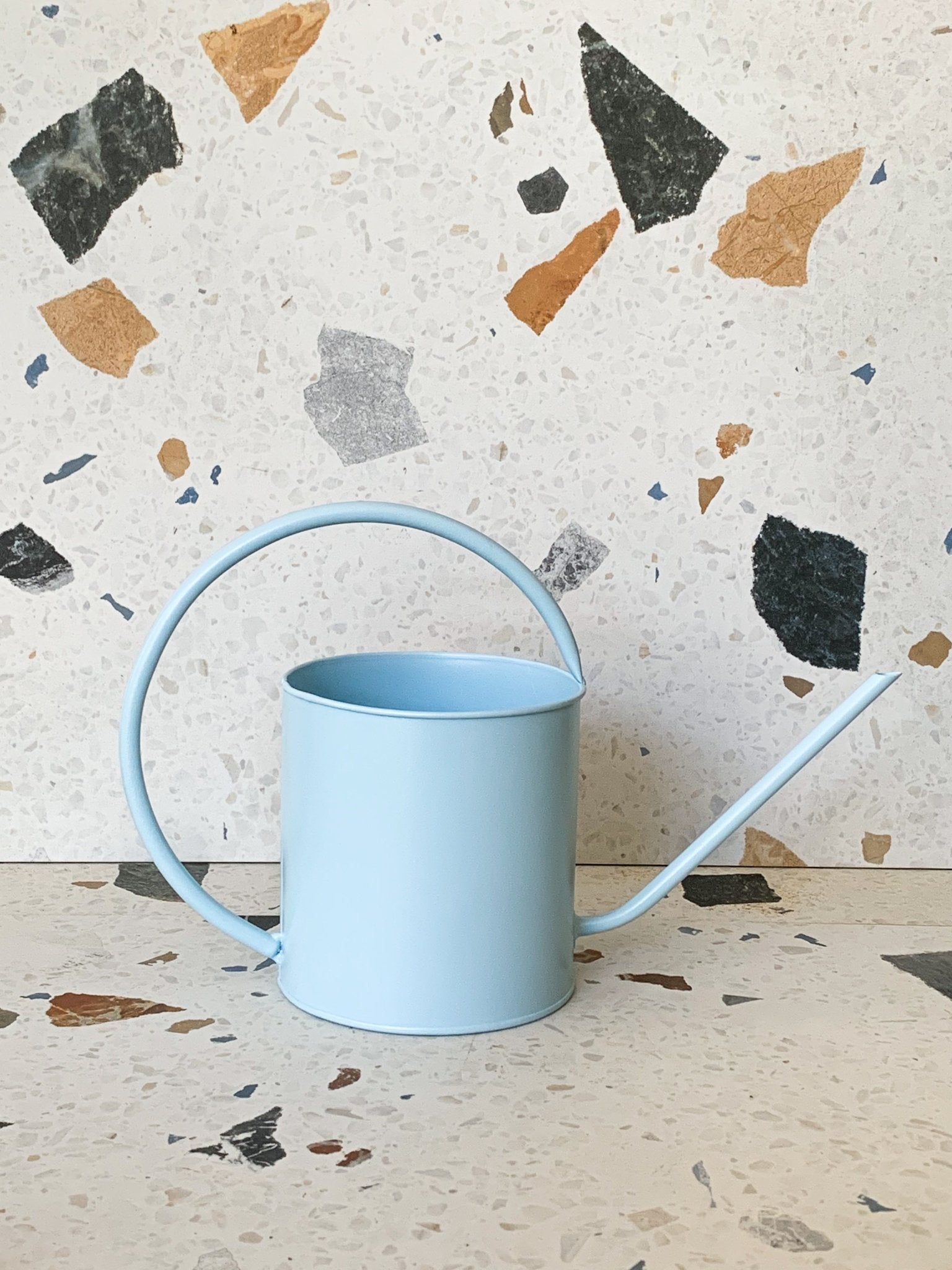 Arrosoir en métal - bleu - Alma Plantes