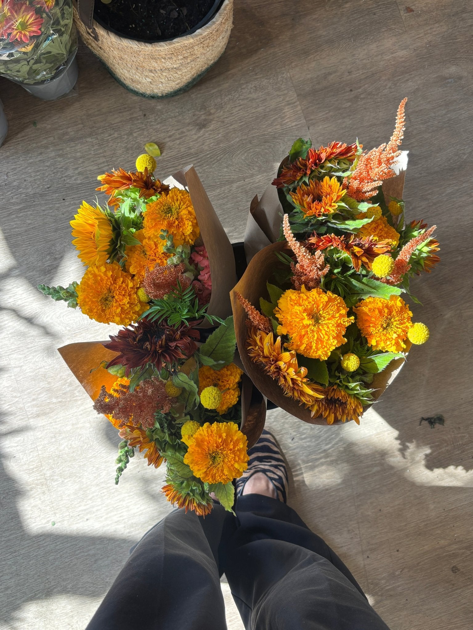 Bouquet mixte de fleurs locales - Alma Plantes