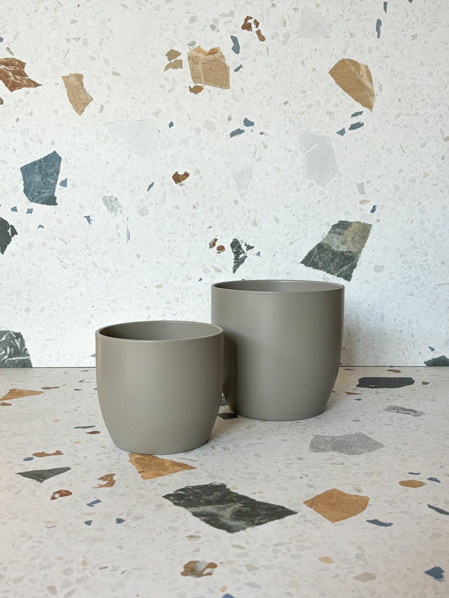Cache - pot Basel - Gris - Alma Plantes