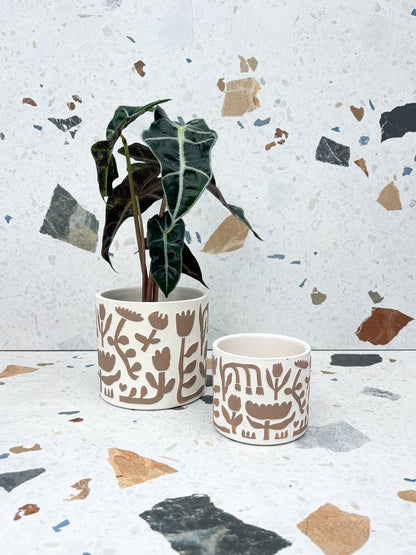 Cache-pot Fleurs beiges - Alma Plantes