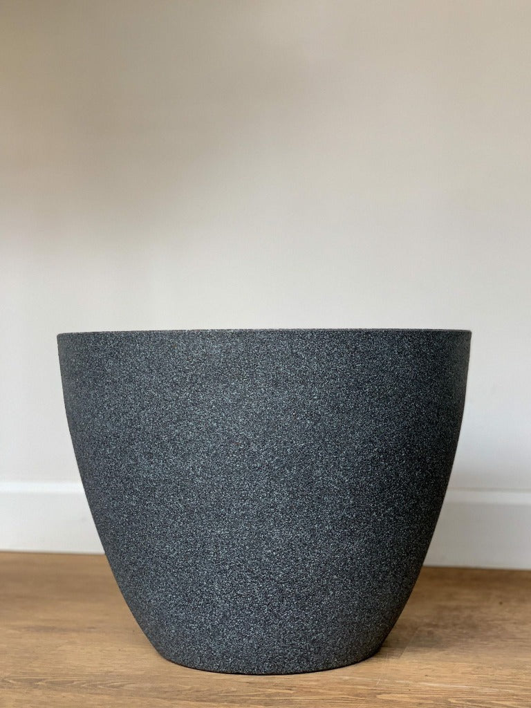 Pot en résine - gris - 16.4 po.