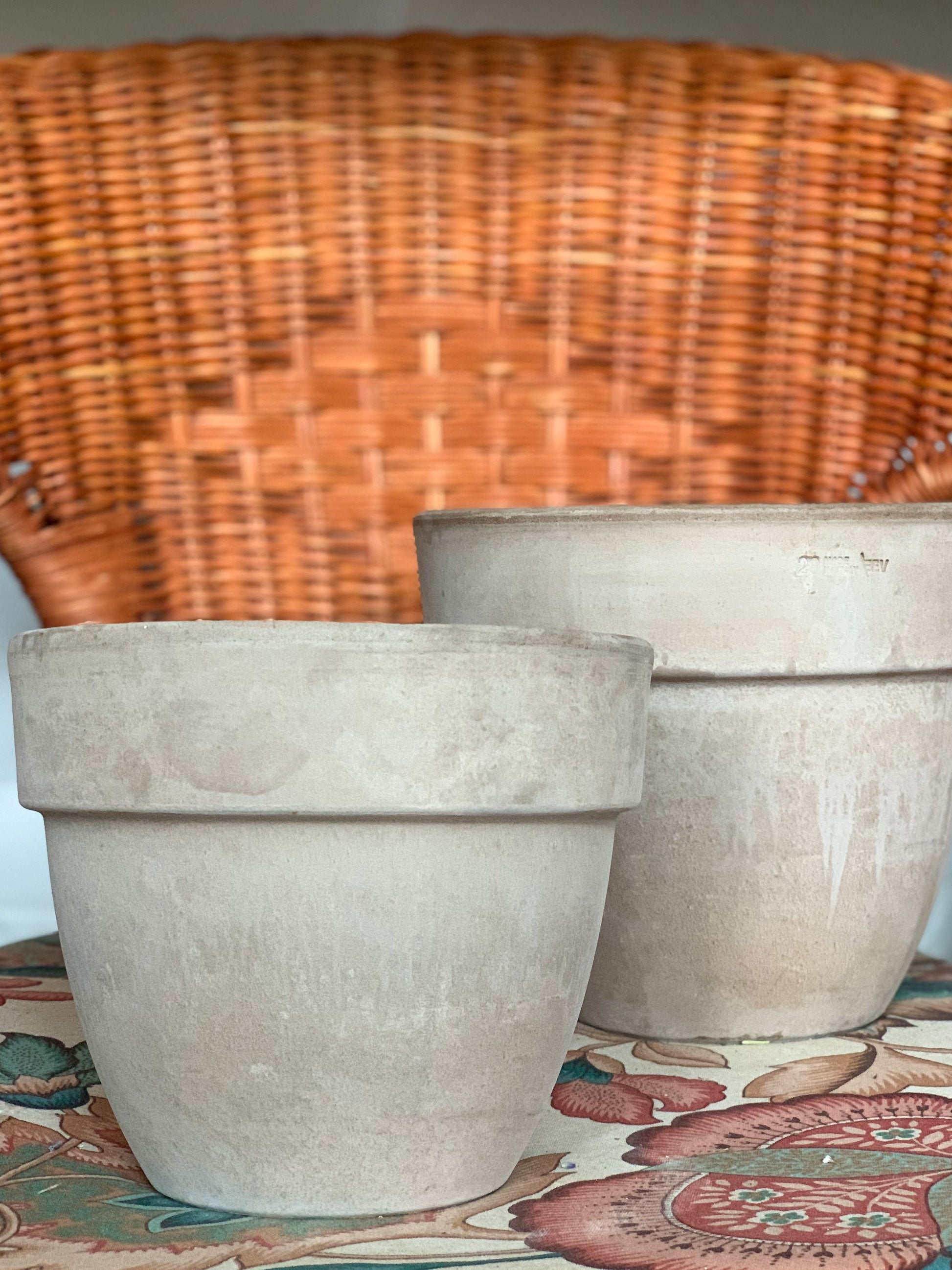 Pot Patavium Gris 6.3 Po. (16 Cm)