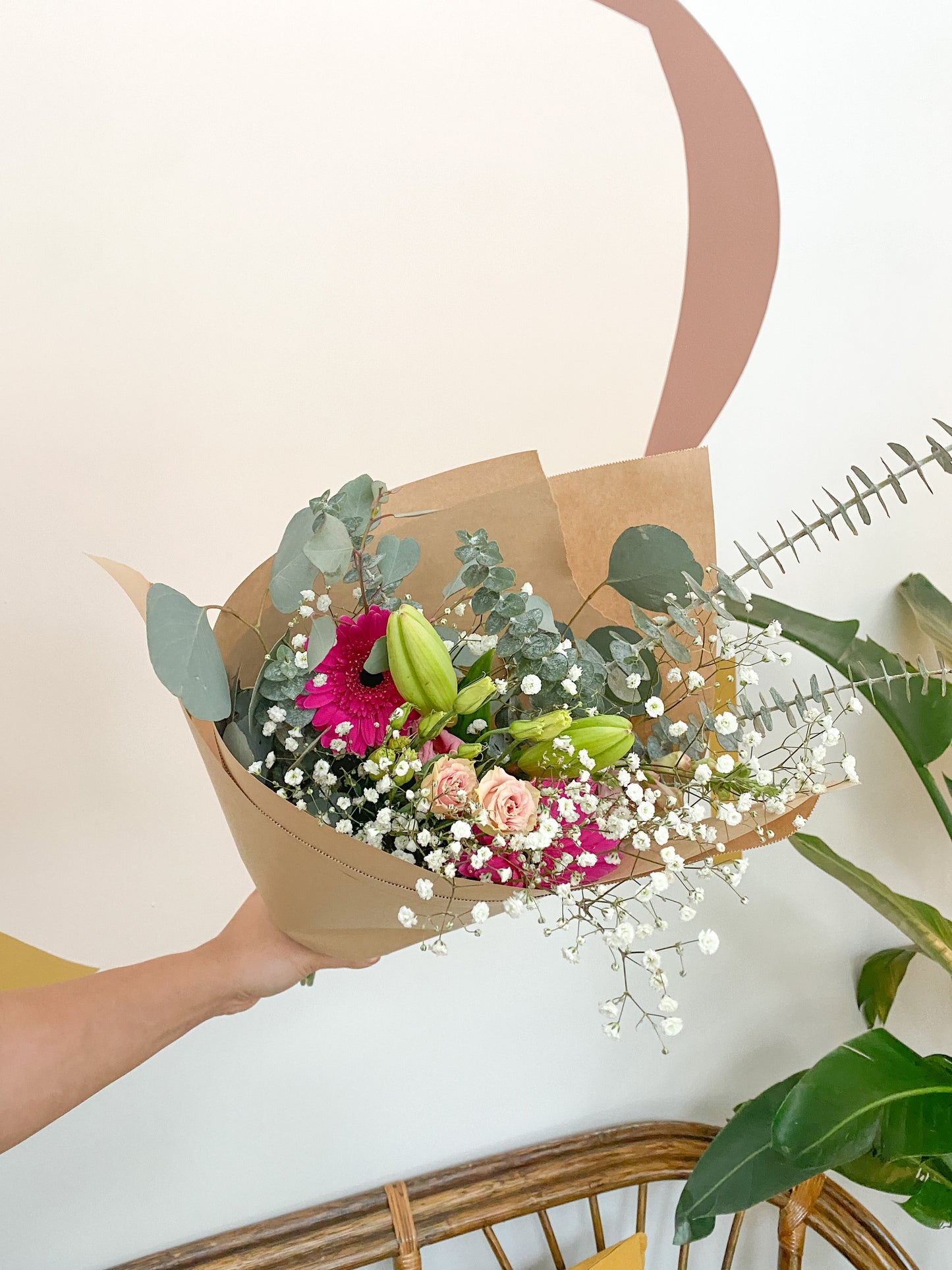 Bouquet mixte - eucalyptus & fleurs